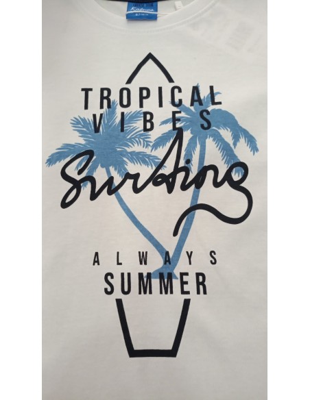 Conjunto de niño modelo tropical