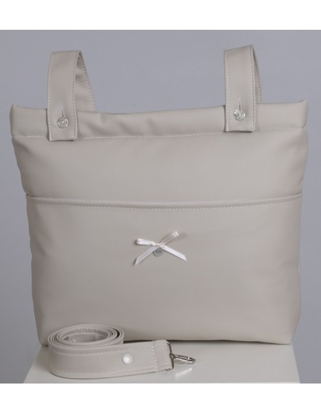 Bolso panera polipiel beige.