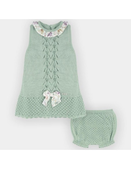 Vestido de hilo para recien nacida.