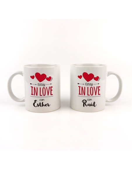 Pack Tazas cerámica o plástico Personalizada Estoy in Love (nombres)