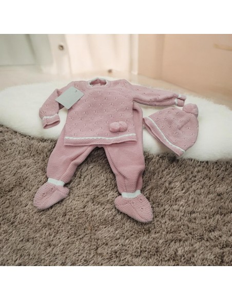 Conjunto de bebe niña en lana con pompón