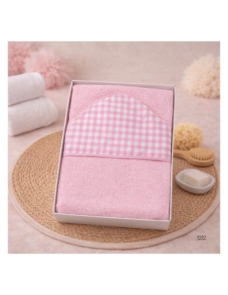 Toalla con capucha de bebe vichi rosa.