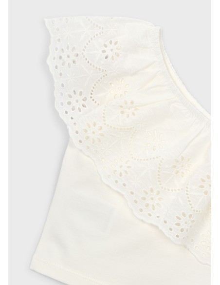 Camiseta con tirante perforado