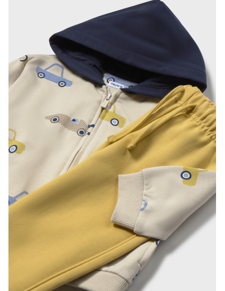Mayoral chandal de niño estampado.